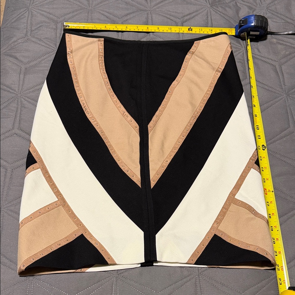White House, black market Chic Black and Tan Geometric Skirt